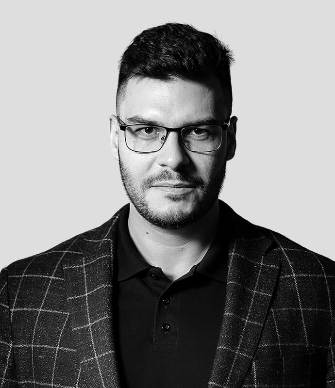 Лена Щеплова, руководитель курьерских продуктов в Яндекс Еде